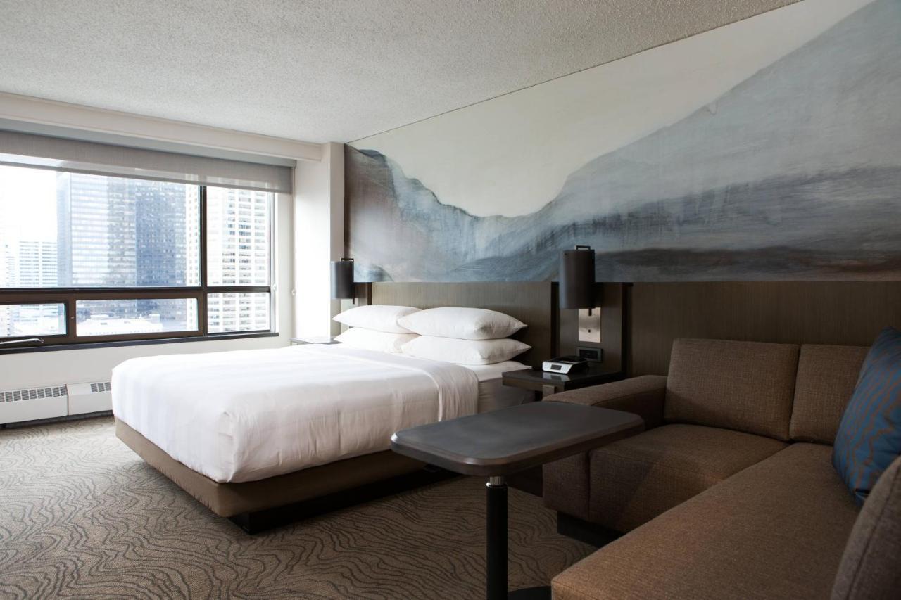 Calgary Marriott Downtown Hotel Экстерьер фото
