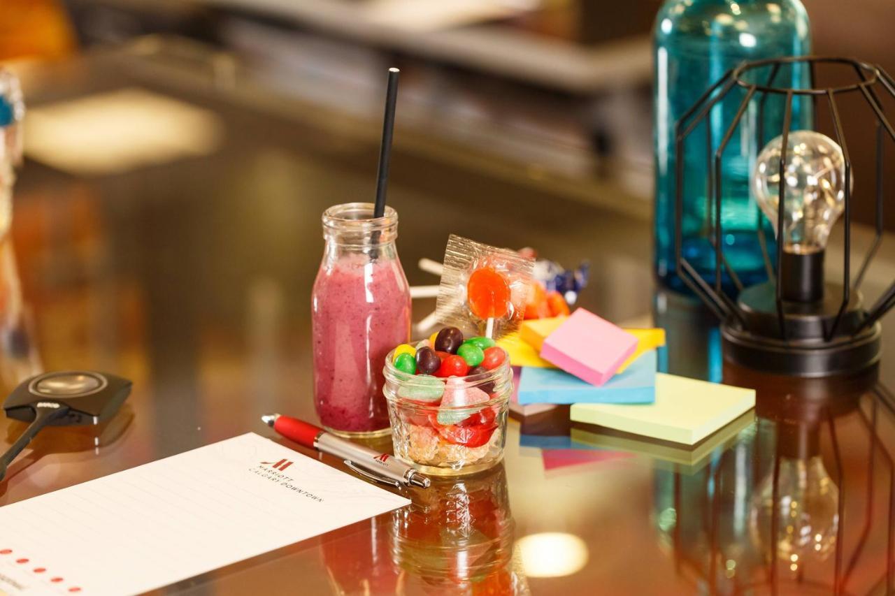 Calgary Marriott Downtown Hotel Экстерьер фото